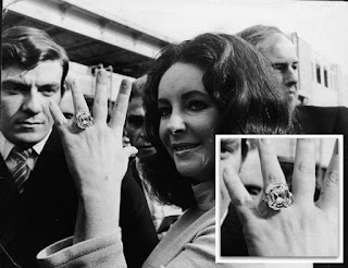 nhẫn kim cương đính hôn của Elizabeth Taylor và Richard Burton