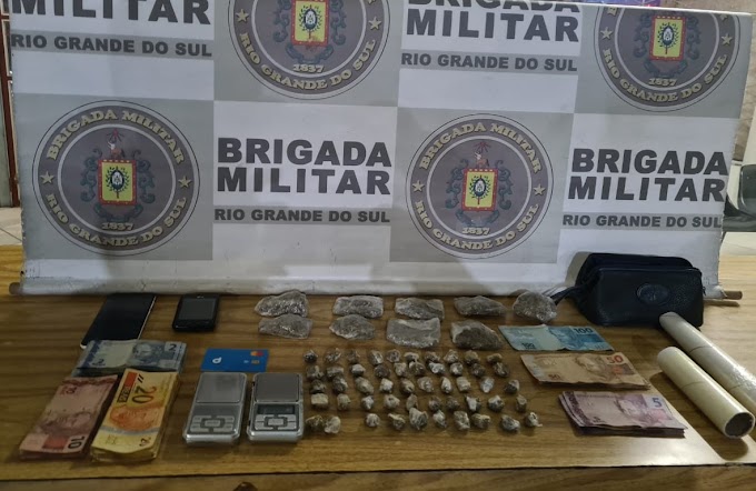 CACHOEIRINHA: Brigada Militar prende casal e apreende 59 porções de drogas e quase R$ 1.300,00