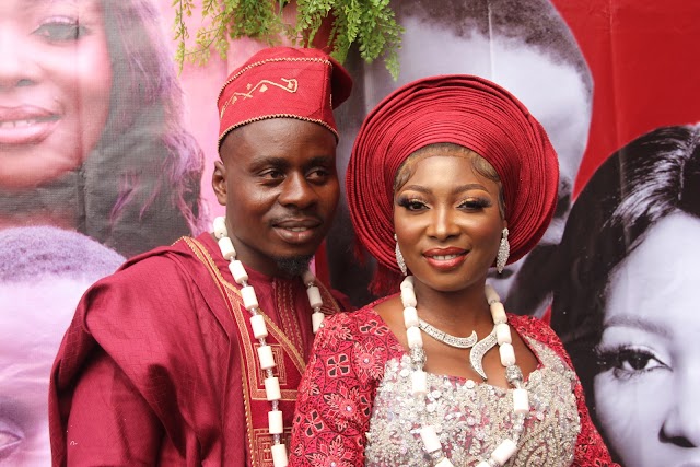 At The Traditional Wedding Of Kehinde & Afolabi In LAGOS