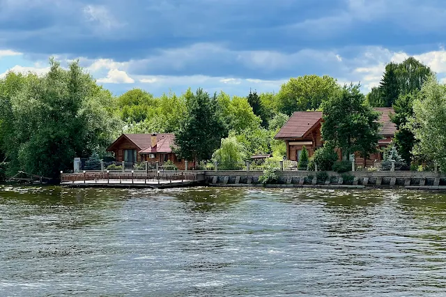 Москва-река, Крылатское, поселок «Речник»