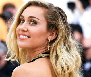  Download Kumpulan Lagu Miley Cyrus Mp3 Album TERHITS Lengkap