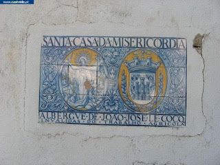 Azulejos e Placas de Pedra de Castelo de Vide, Portugal (Tiles)