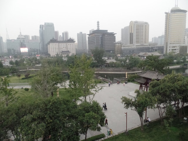 xi'an city wall yongning gate