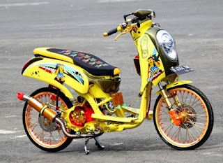 Hasil gambar untuk modifikasi motor matic scoopy