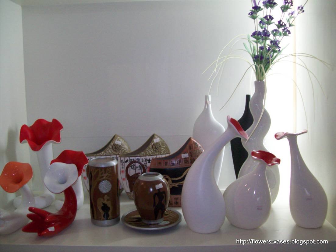 Flowers vases:flowers-13123