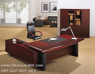 gambar Meja Kantor dari kayu jati