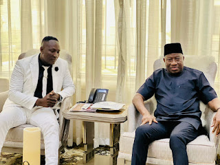 Billionaire Prophet Jeremiah Fufeyin trending on social media as he mets the Honorable Minister of Environment, Dr Mohammed Hassan Abdullahi in a closed door meeting