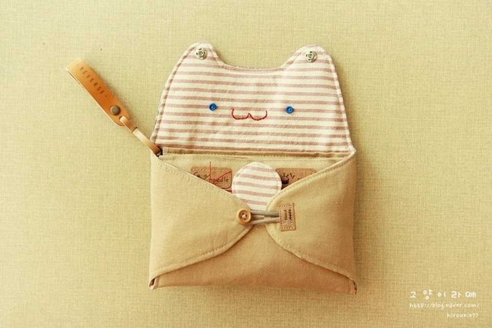 Small sewing organizer bag