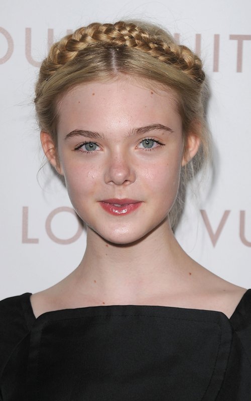 Elle Fanning - Photo Gallery