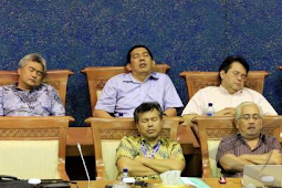 ANGGOTA DEWAN YANG TIDAK TERHORMAT