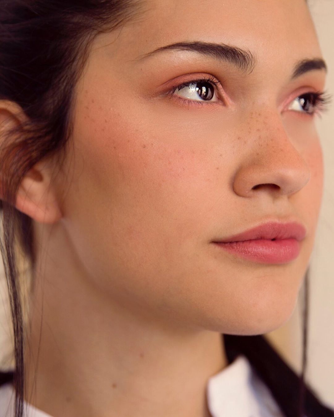 Bruna Ruggiero – Most Beautiful Trans Girl Makeup Instagram