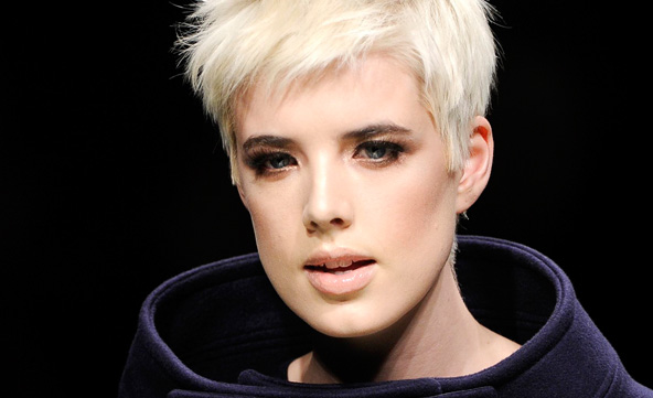 agyness deyn hair 2010. The English Actress Agyness