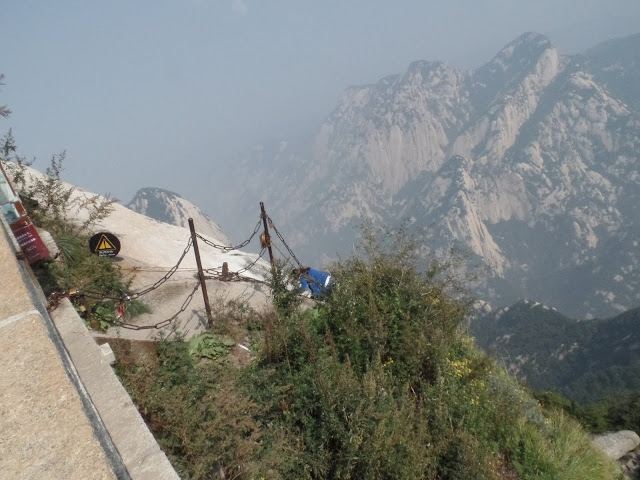 huashan east peak chess pavilion sparrowhawk flips over