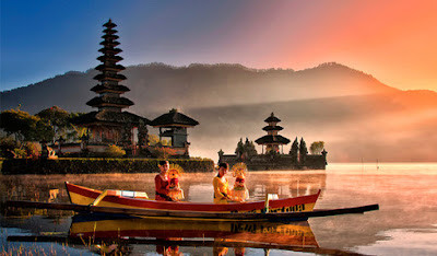 Tepat Wisata Populer di Indonesia