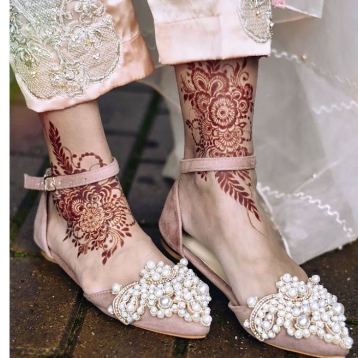 leg Mehndi Design Simple