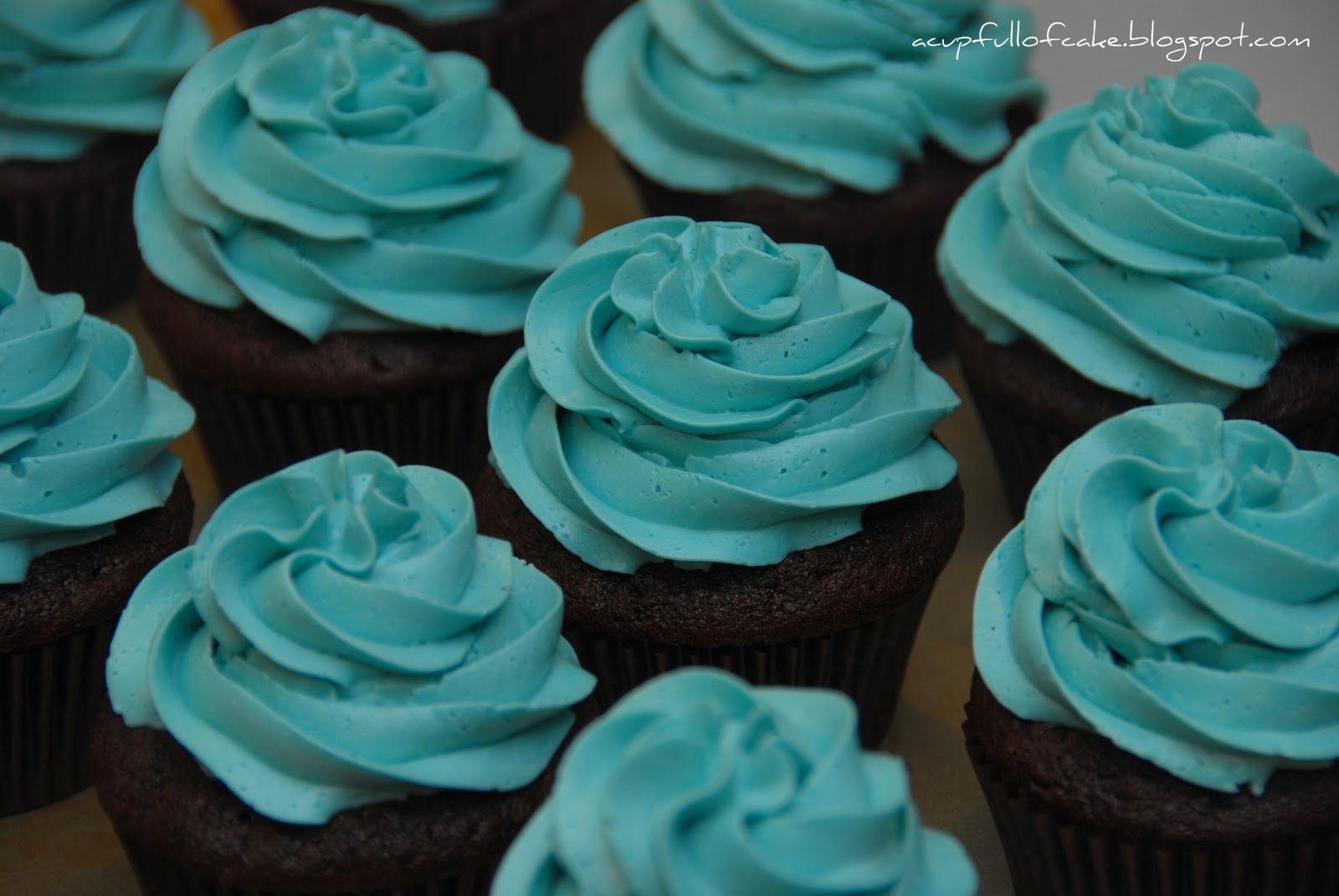 A Cup Full of Cake: It's A Boy!! Baby Shower Cupcakes