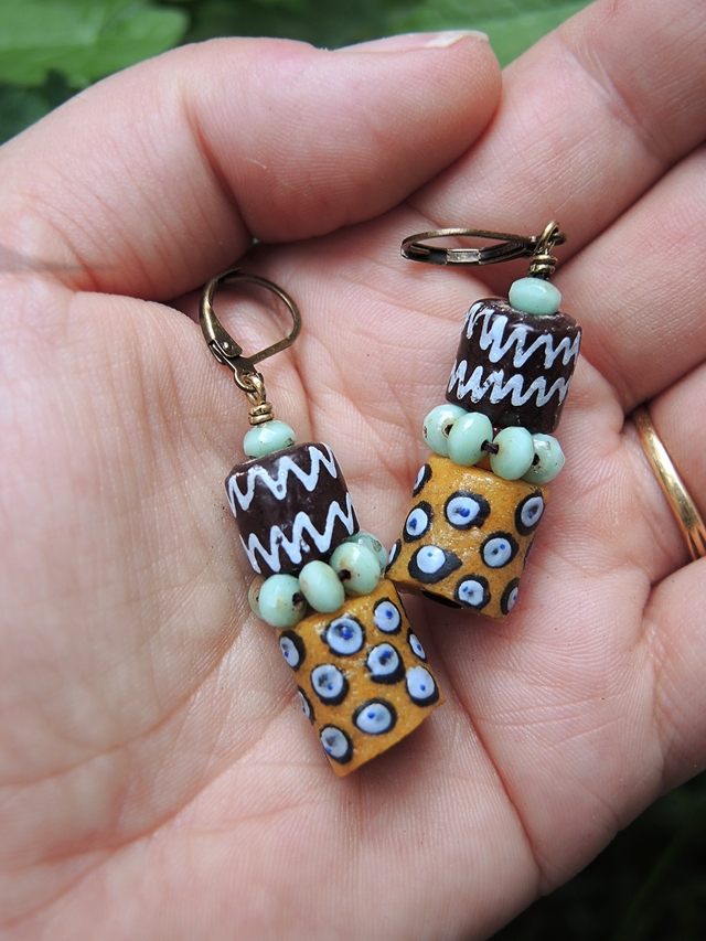 DIY oorbellen/earrings  "Adjowa"