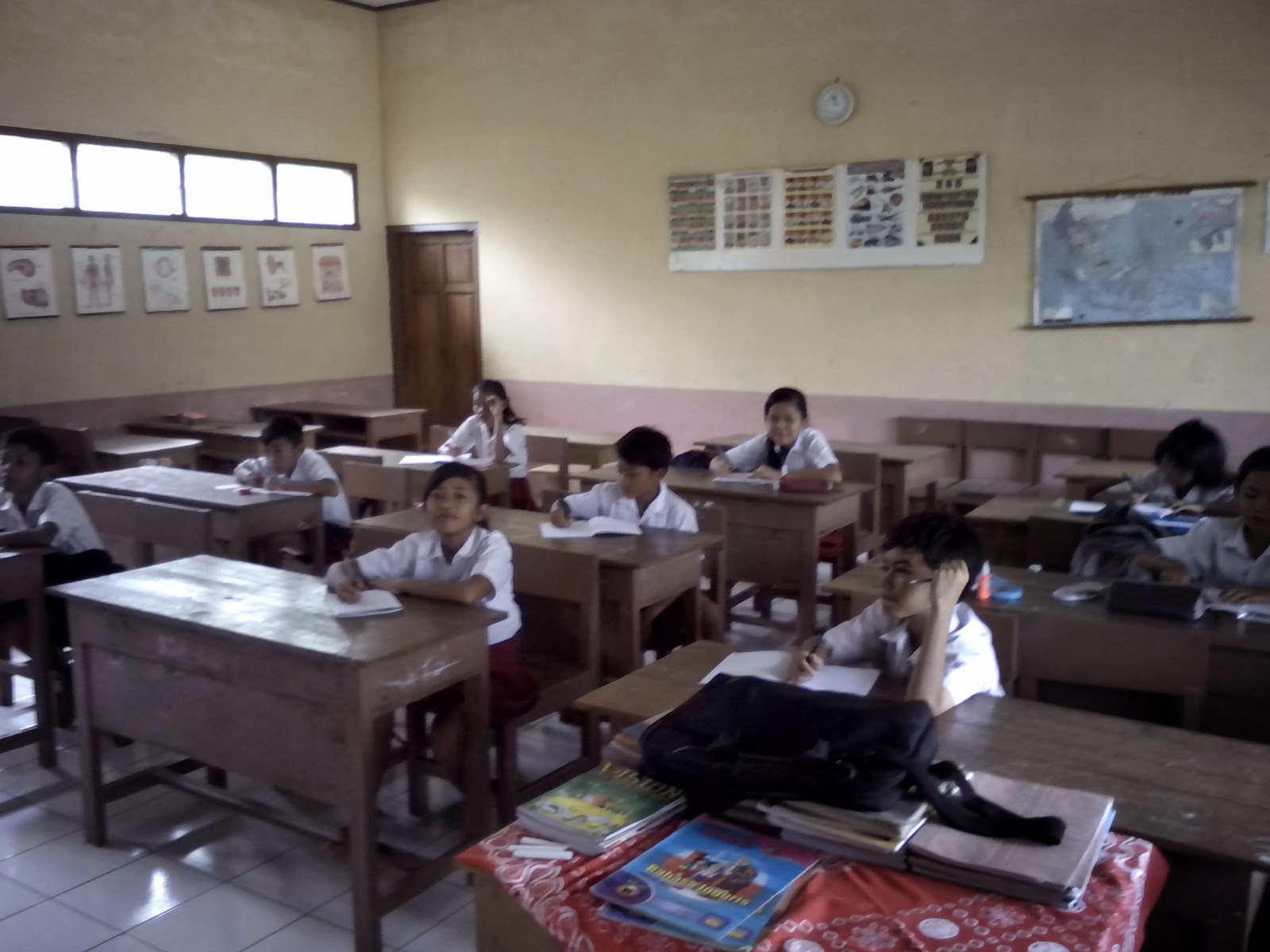 Download Soal dan Kunci Jawaban Siap UAS PENDIDIKAN AGAMA KATHOLIK Kelas 1 SD Semester 2