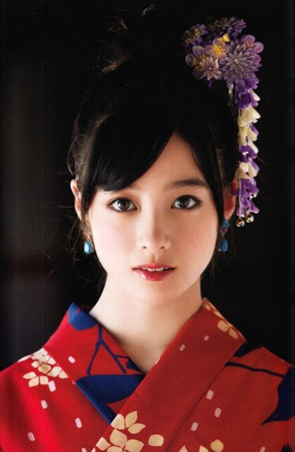 Kawaii_Japanese_Girl_Idol_having_beautiful_eyes_Kanna_Hashimoto