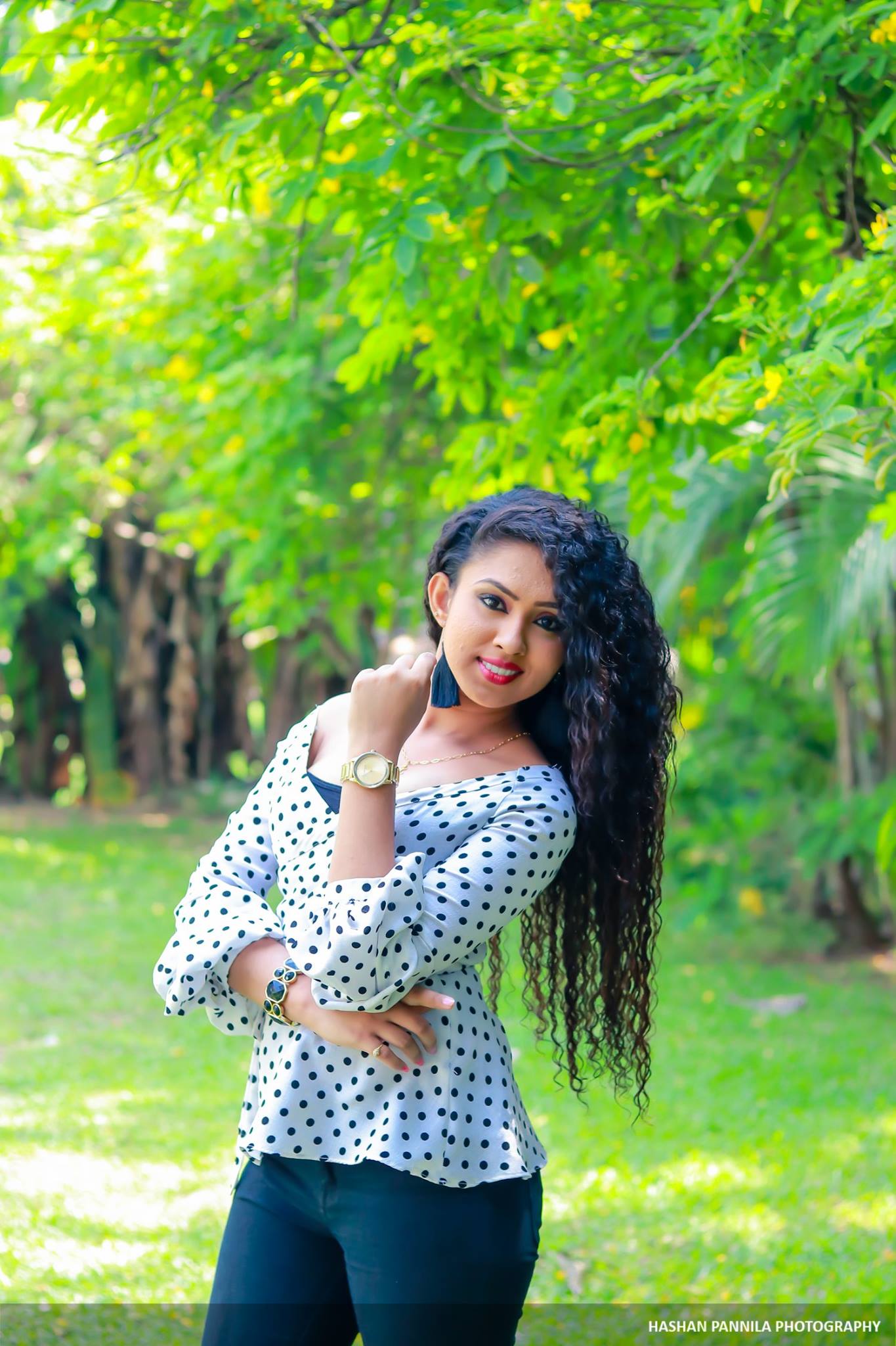 5 Reasons You Should Fall In Love With Amadhi Upeksha Deeneththi.