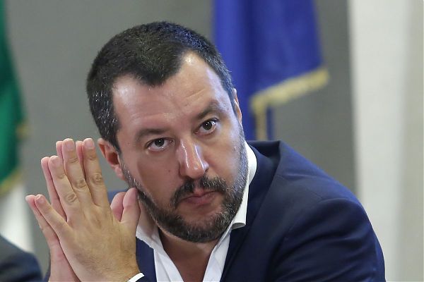Salvini: "No ad un gruppo unico con il M5S per le europee"