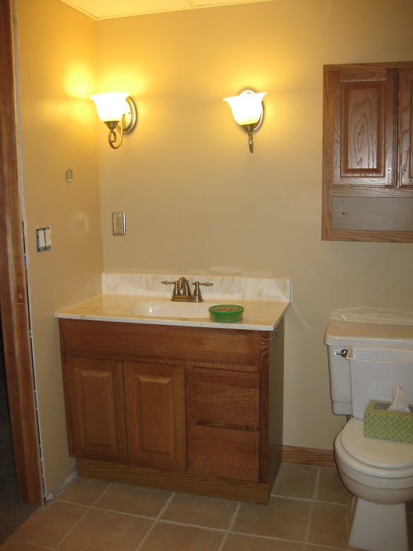 Bathroom Ideas Paint / 60 Bathroom Paint Color Ideas that Makes you Feel ... - Looking for small bathroom ideas?