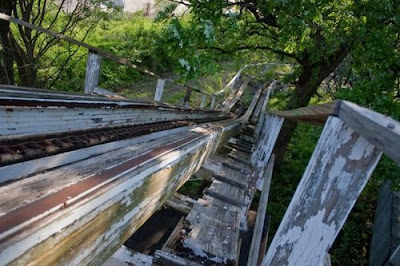 Abandoned Amusement Park in Kansas Seen On www.coolpicturegallery.us