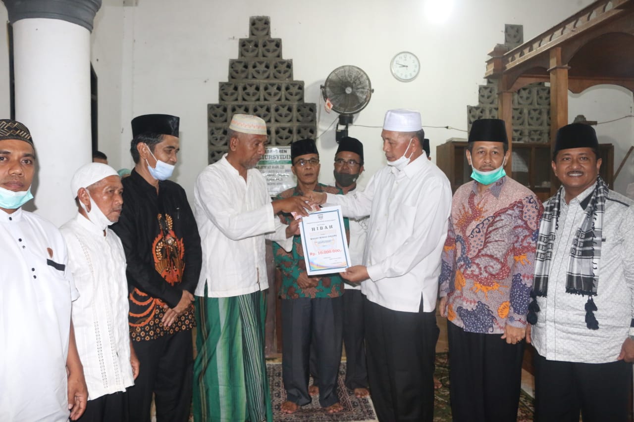 Safari Ramadhan, Bupati Hamsuardi Kunjungi Masjid Berusia 100 Tahun Lebih