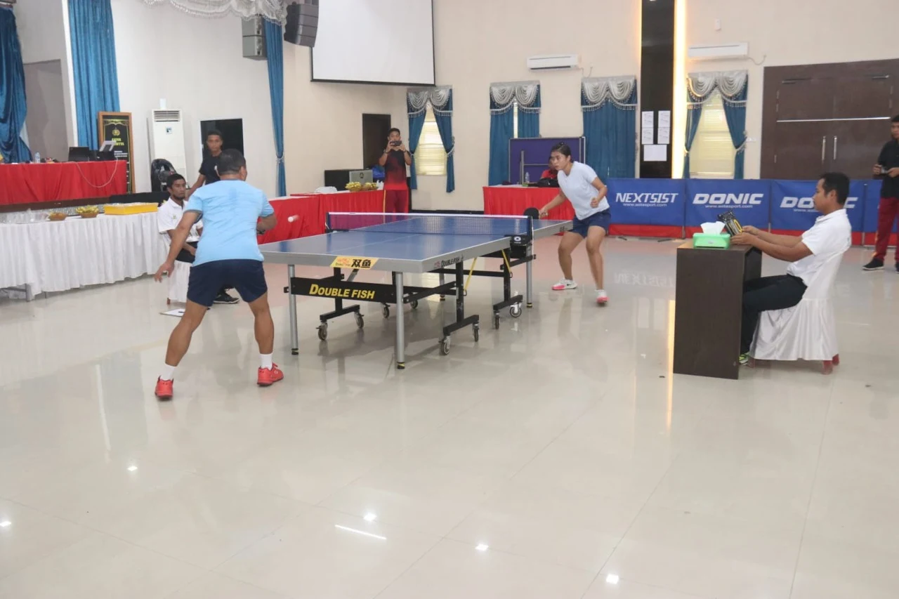 Polda Kepri Gelar Pertandingan Tenis Meja