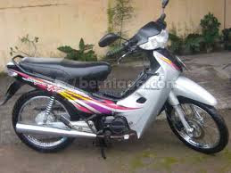 harga motor  bekas  supra  fit  new tahun 2006 Chicago 