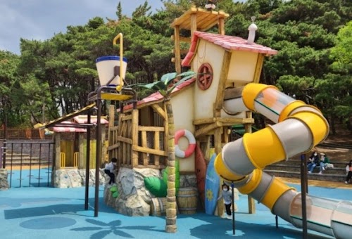 한실공원 물놀이장