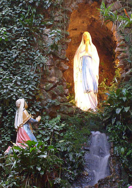 Gruta de Lourdes em Angelina, Florianópolis