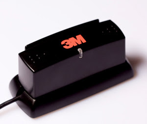 3M CR100 MRZ passport reader