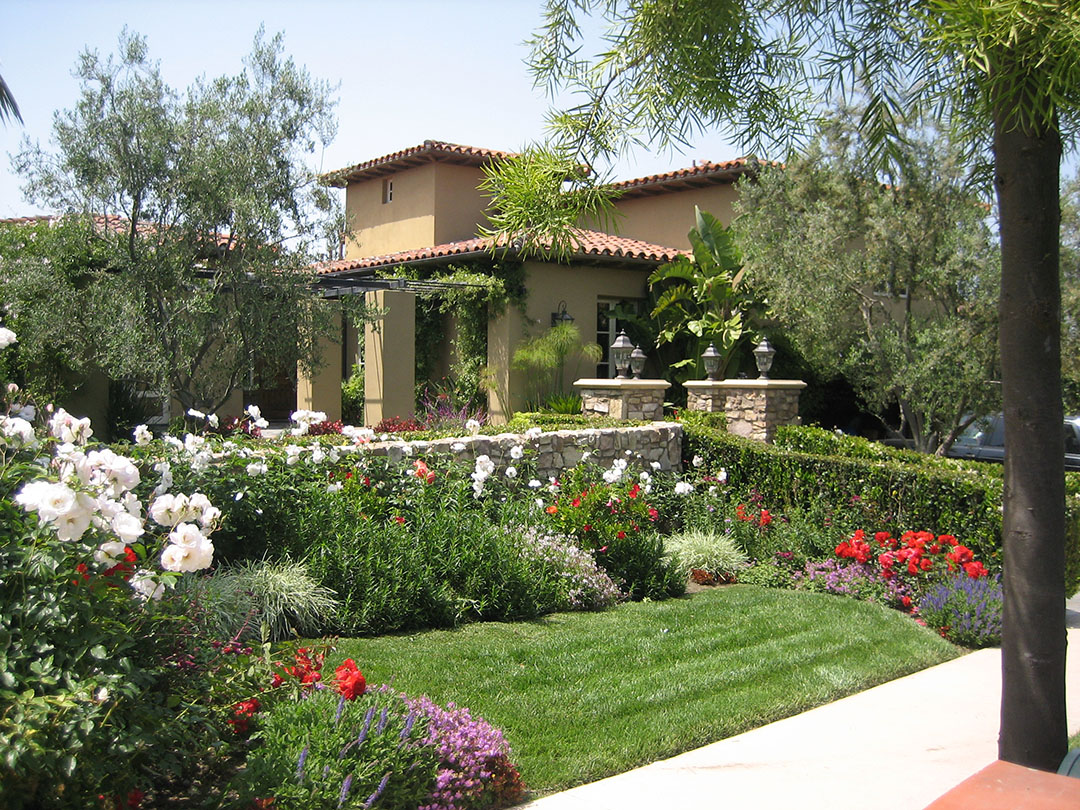 Mediterranean Front Yard Landscaping Ideas