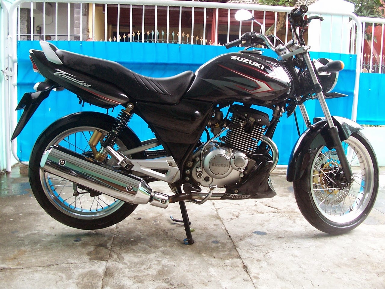 Aneka Modifikasi Kumpulan Modifikasi Motor Thunder 125 