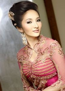 Kebaya authentic heritage: 2012-08-19