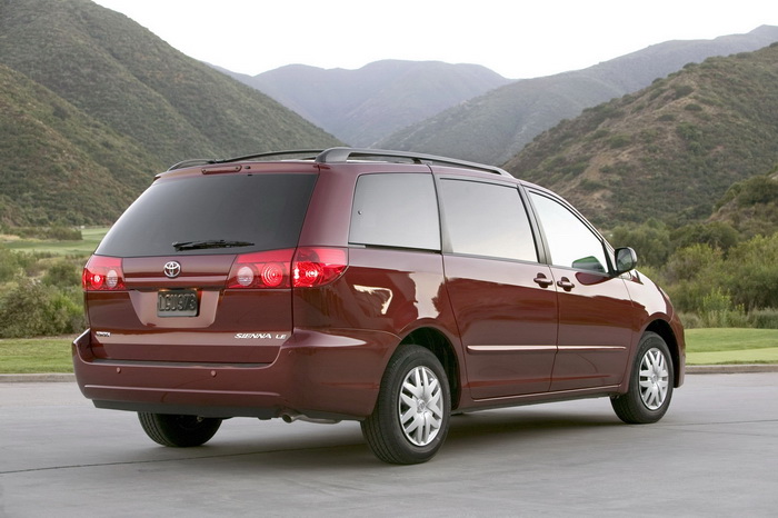 2011 Toyota Sienna Rear Side