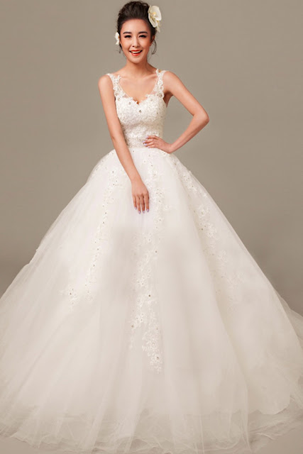 Ball Gown V-neck Sleeveless Lace Satin Court Train Wedding Dress