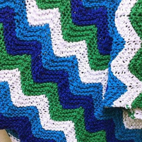 Simple Chevron Blanket - Free Pattern 