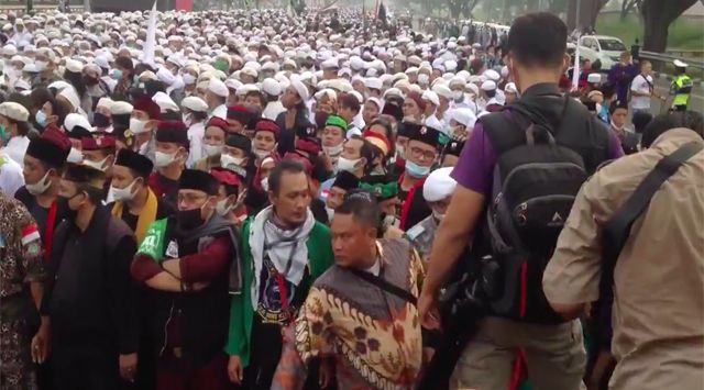 Bahayakan Umat, PDIP Minta Habib Rizieq Tunda Kegiatan yang Timbulkan Kerumunan