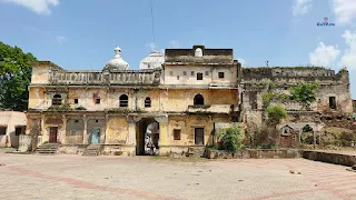 Hadi Rani Palace Salumber in Hindi 15