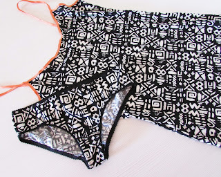 http://ladylinaland.blogspot.hr/search/label/lingerie