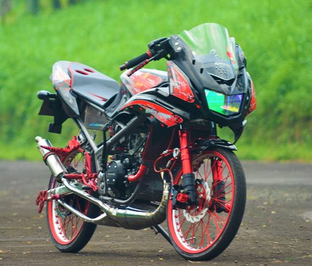 7 Gambar Modifikasi Motor Ninja RR 150 cc 2 Tak Warna Hijau Minimalis