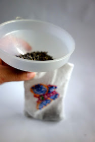 funnel, dried lavender, lavender buds, uses for dried lavender