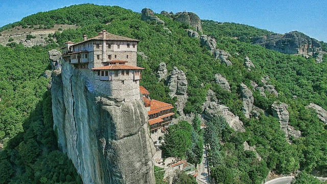 5. METEORA 