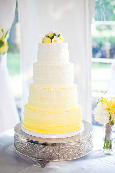 wedding cakes in yellow
