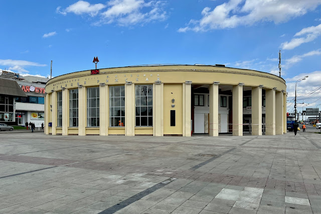 проспект Мира, реконструируемая станция метро Рижская