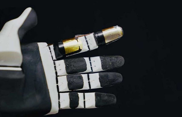 Researchers have created an artificial skin that reacts 1000 faster than human skin