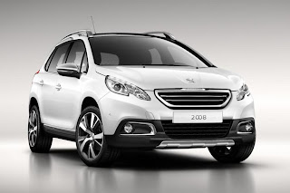 Peugeot 2008 (2013) Front Side