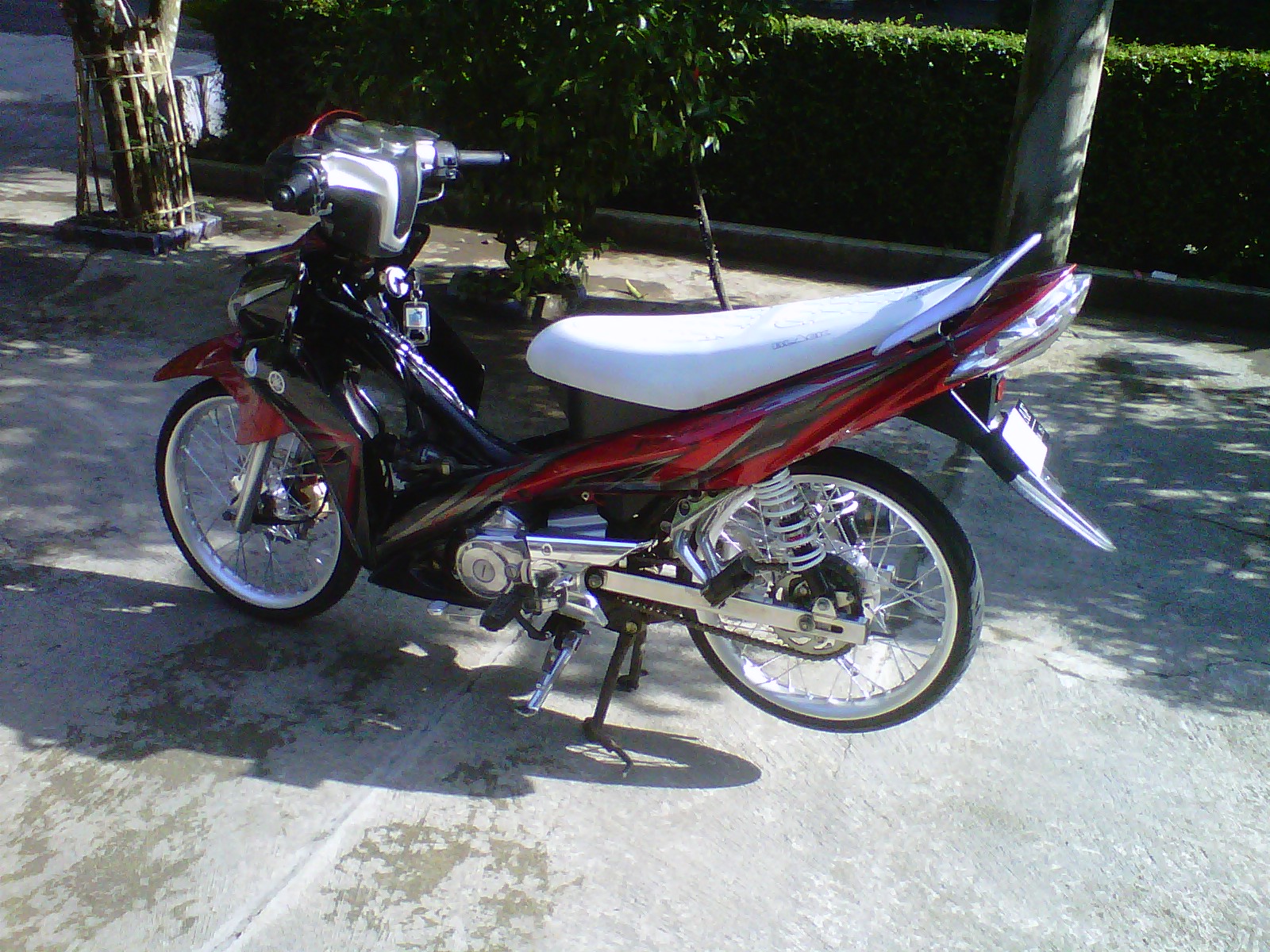 Download 91 Modifikasi Motor Jupiter Z Ban Kecil Terbaru Velgy Motor